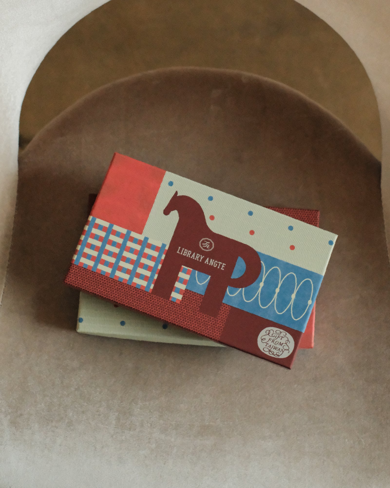 ⟪Ithaka⟫ － 方島 Poetry Isle